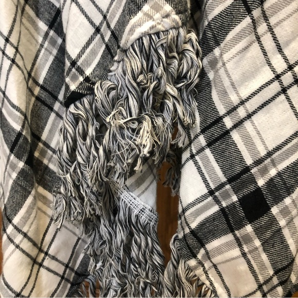 Torrid | Plaid Cardigan Flannel Drape Fringe Hem 3rd Piece Kimono Size 1X - Picture 6 of 8